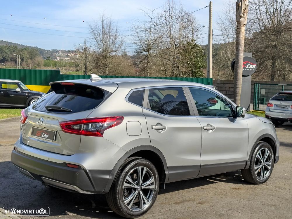 Nissan Qashqai 1.5 dCi N-Connecta 18 - 4