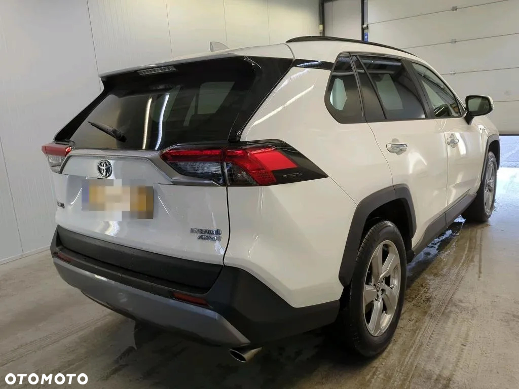 Toyota RAV4 - 2