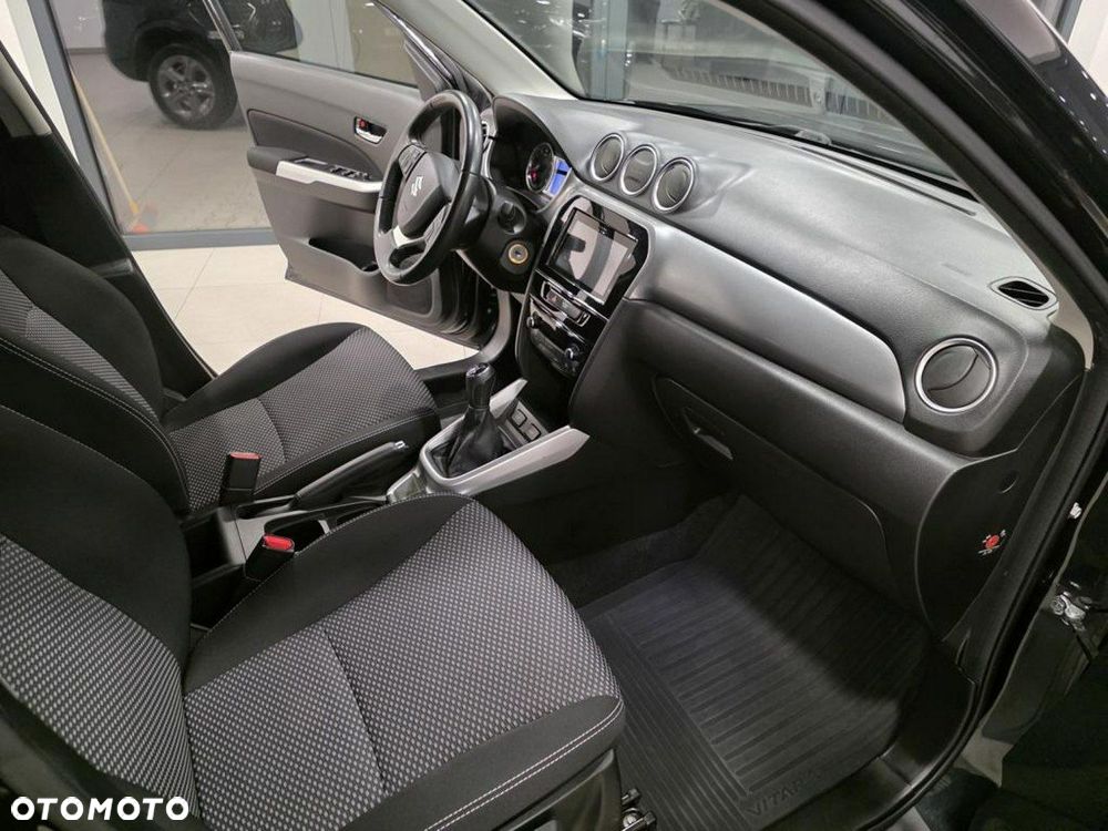 Suzuki Vitara 1.6 Comfort 2WD - 15