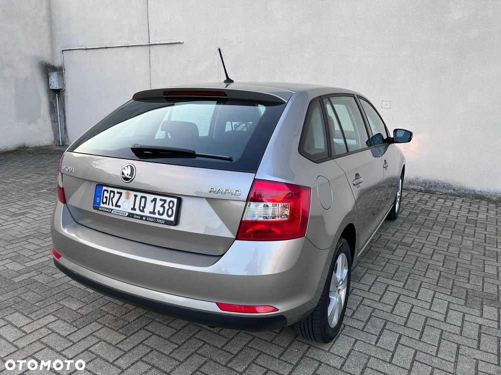 Skoda RAPID - 7