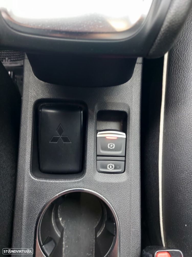 Mitsubishi ASX 1.6 PHEV Intense - 13