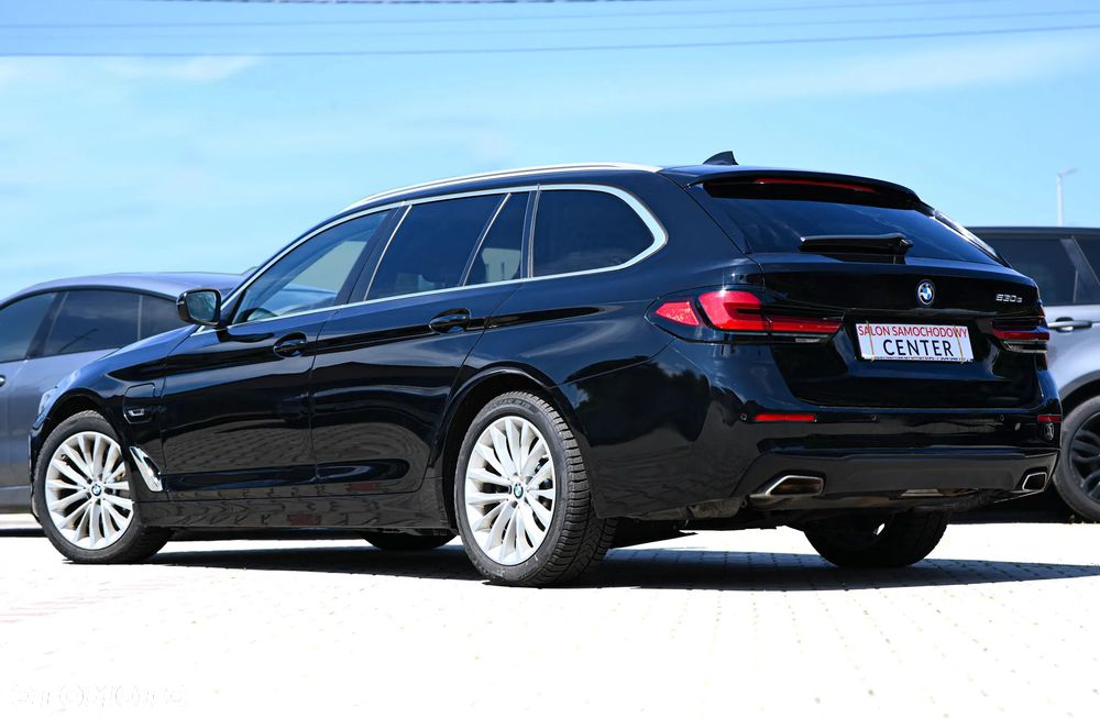 BMW Seria 5 530e - 8