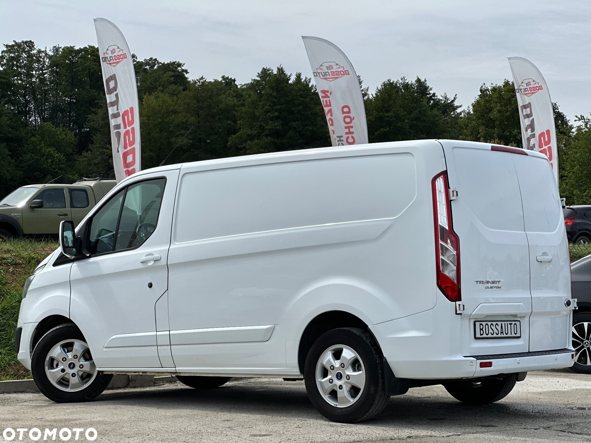 Ford Tourneo Custom 310 L1H1 VA Autm Titanium - 11