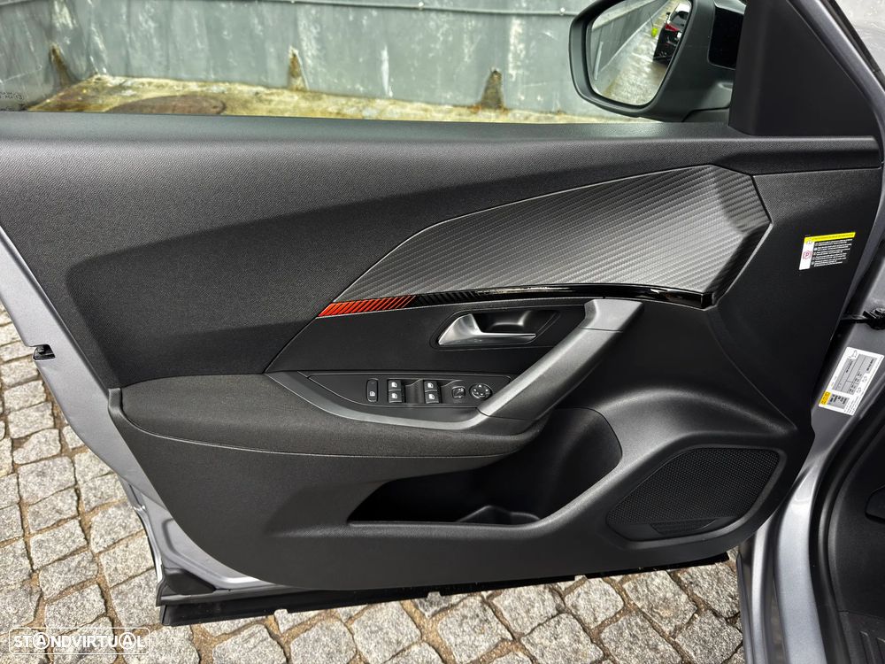 Peugeot e-2008 Active Pack - 12