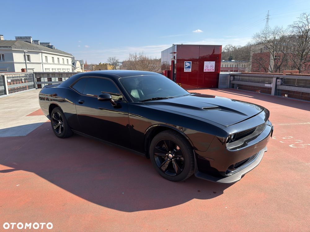 Dodge Challenger - 19