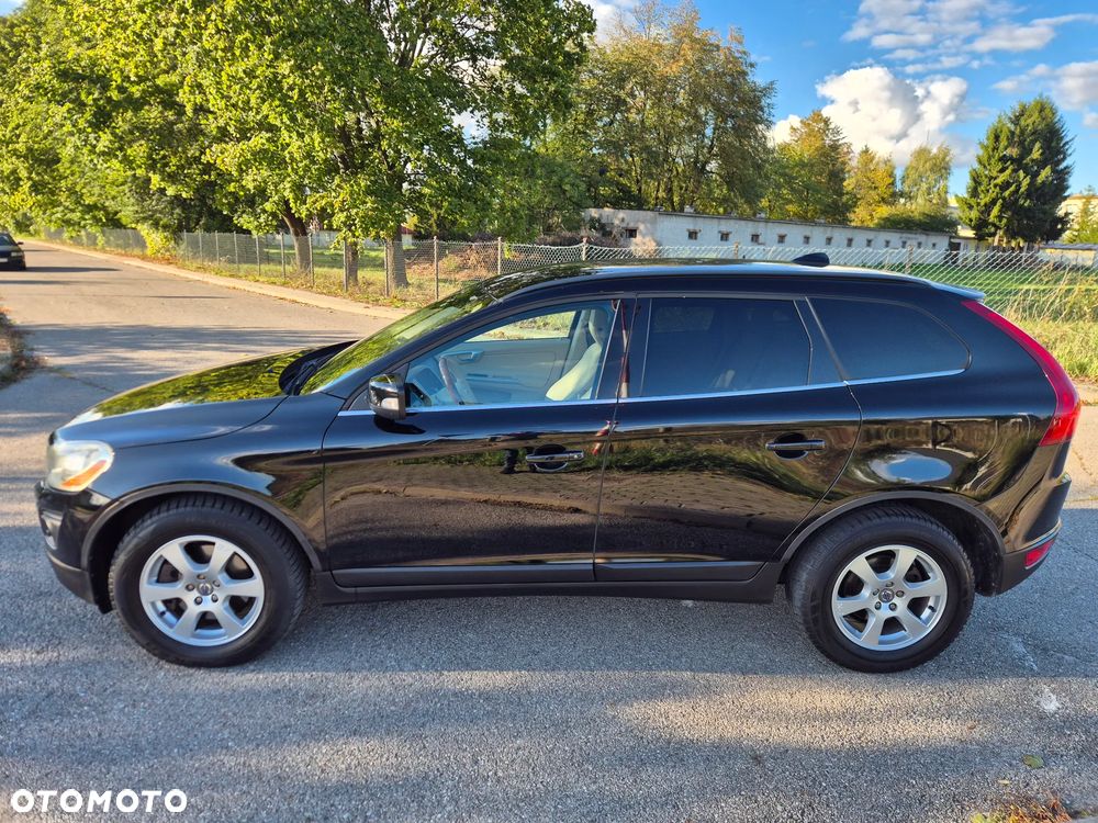 Volvo XC 60 D5 AWD Summum - 3