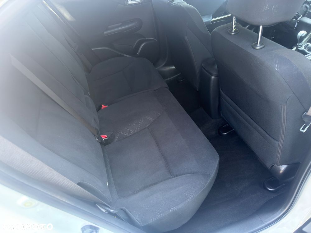 Honda Civic 1.8 Comfort i-SHIFT - 25