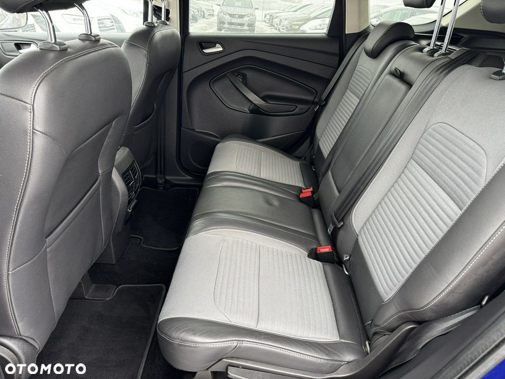 Ford Kuga 2.0 TDCi 4x2 Titanium - 31