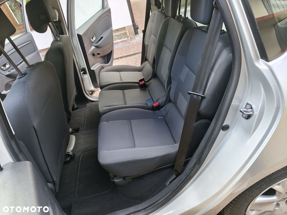 Renault Scenic 1.6 16V 110 TomTom Edition - 27