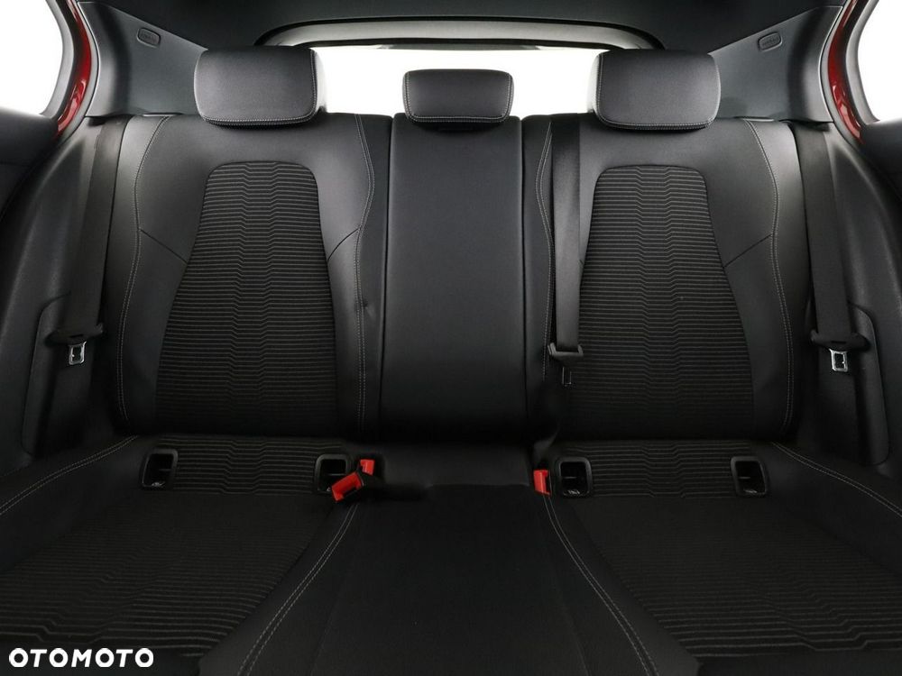 Mercedes-Benz Klasa A 220 7G-DCT Progressive - 19