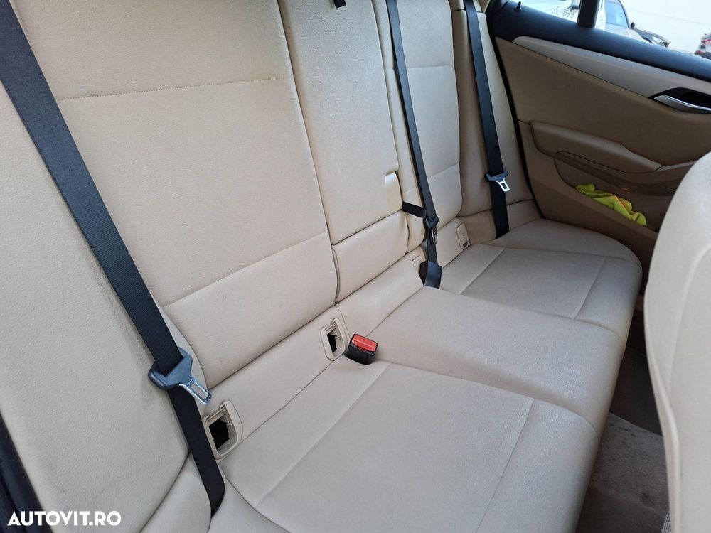 BMW X1 xDrive18d Aut. Sport Line - 16