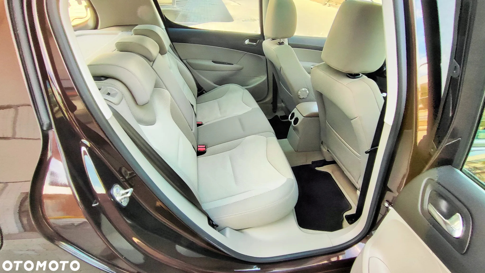 Peugeot 308 1.6 THP Allure - 11