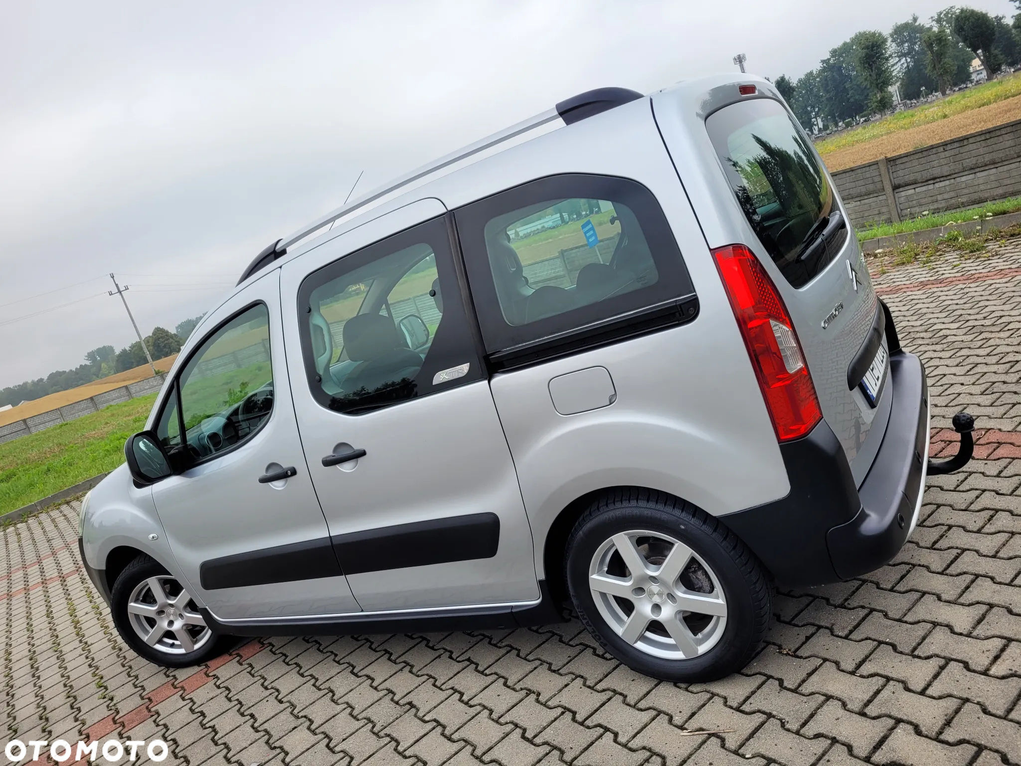 Citroën Berlingo Multispace 1.6 HDI Exclusive - 9