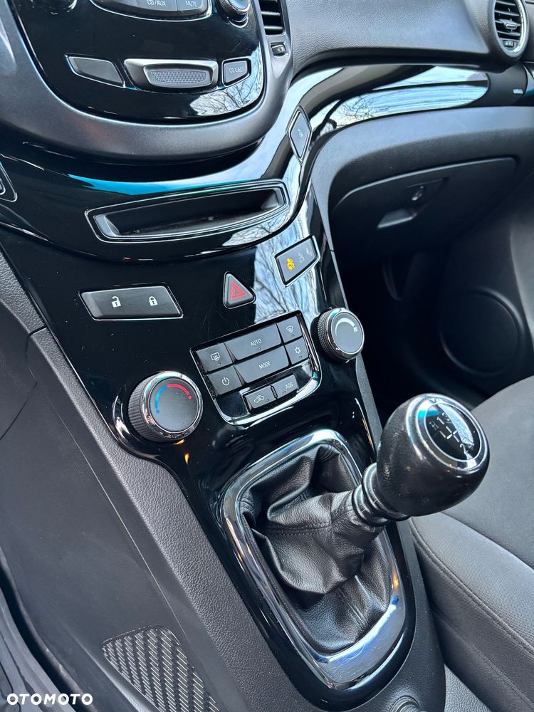 Chevrolet Orlando 1.8 LTZ - 26