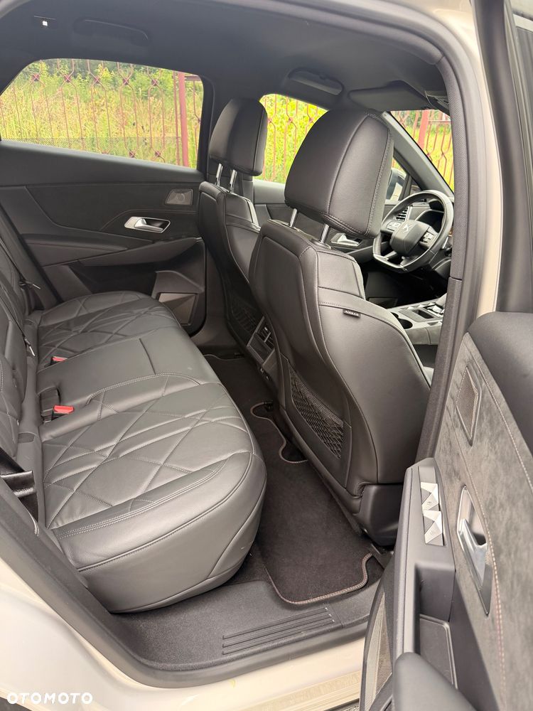 DS Automobiles DS 7 Crossback 1.6 E-Tense Performance Line + - 33