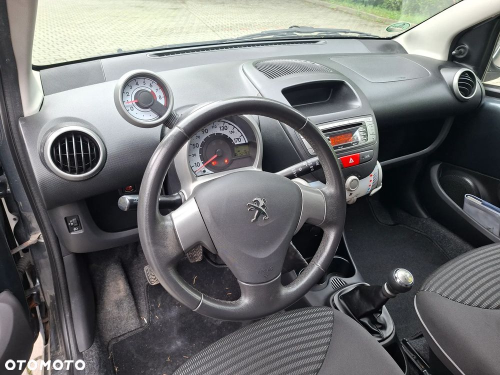 Peugeot 107 70 Black&Silver - 17