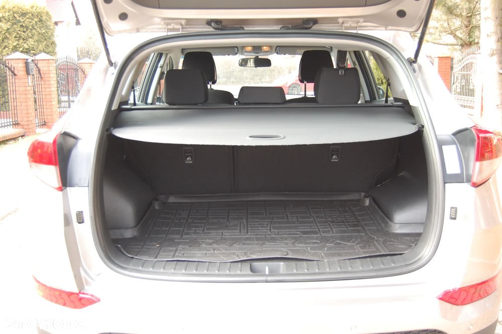 Hyundai Tucson blue 1.7 CRDi 2WD Intro Edition - 8