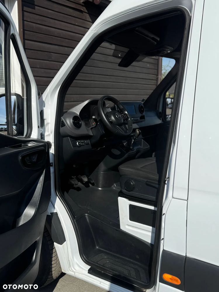 Mercedes-Benz SPRINTER - 9