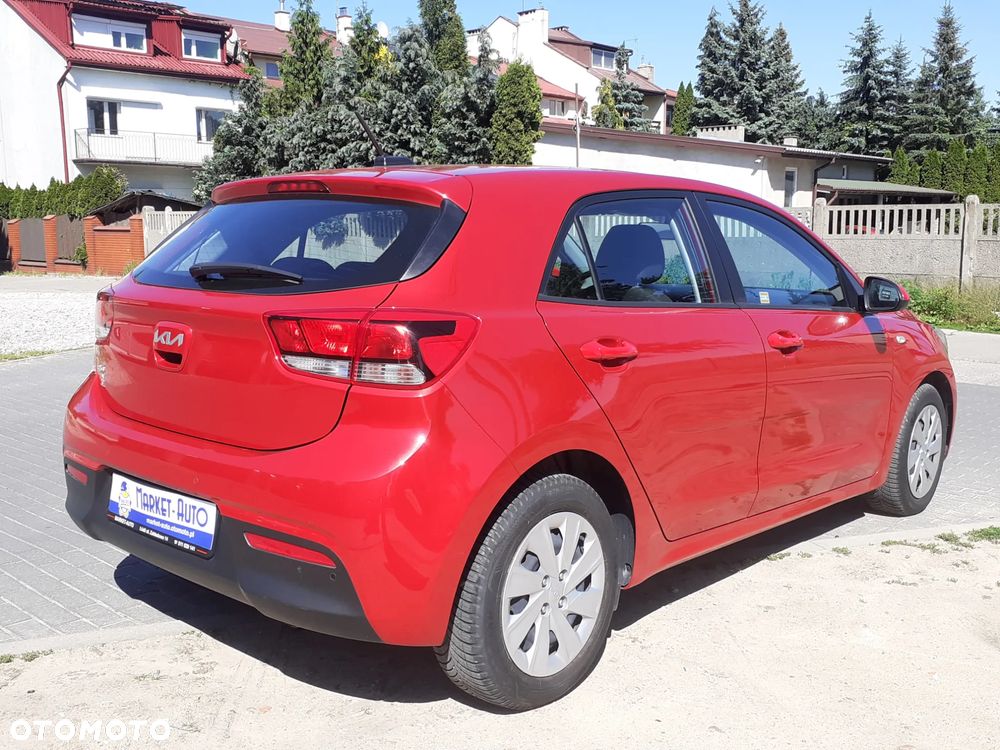 Kia Rio - 5