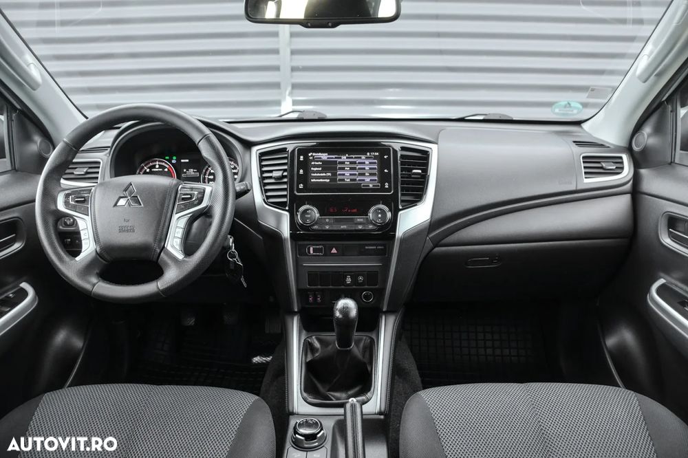 Mitsubishi L200 Pick Up 4x4 S&S Double Cab Spirit - 8