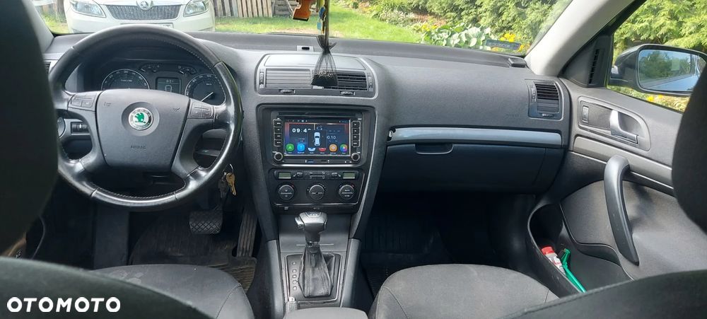 Skoda Octavia 2.0 TDI DPF Ambiente DSG - 6
