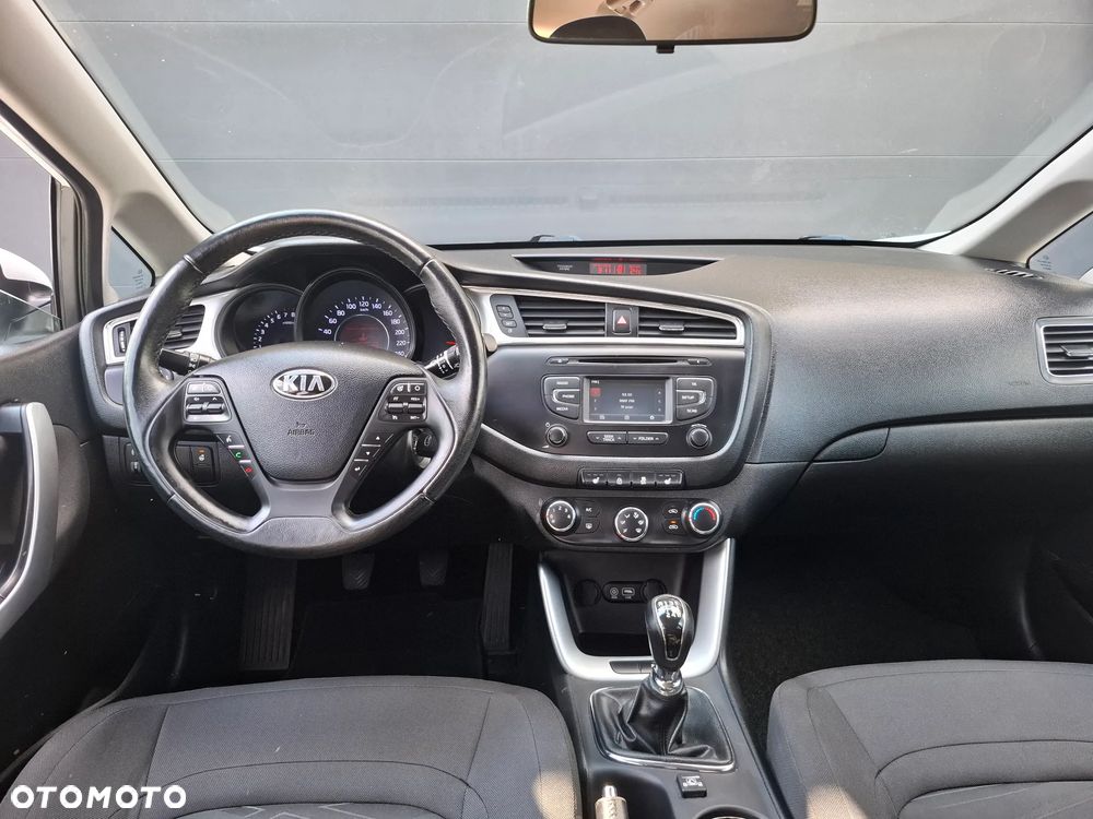 Kia Ceed 1.4 CVVT Attract plus - 31