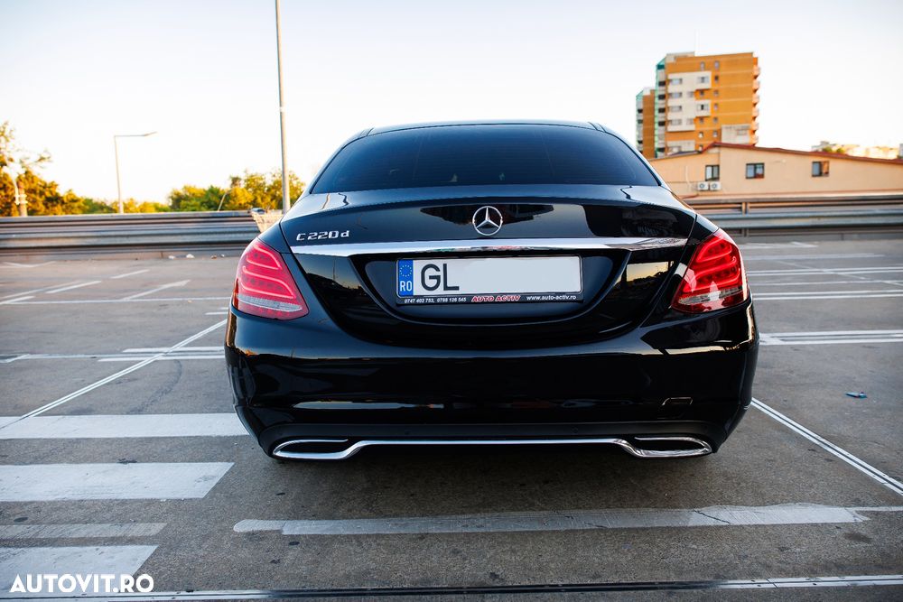 Mercedes-Benz C - 16