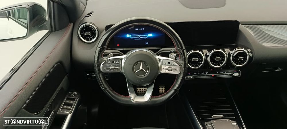 Mercedes-Benz GLA 180 d AMG Line - 19
