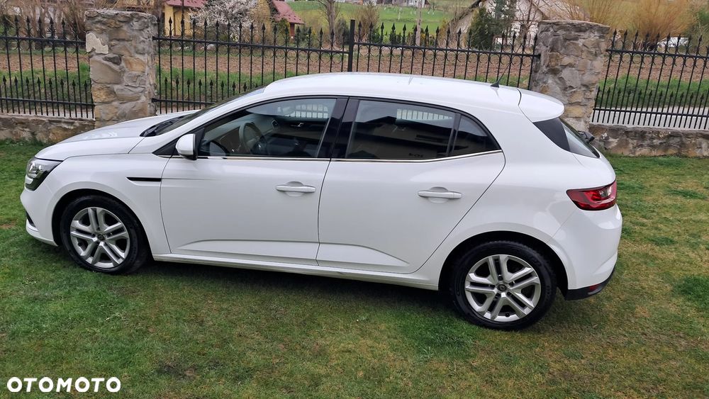 Renault Megane 1.5 Blue dCi Intens - 7