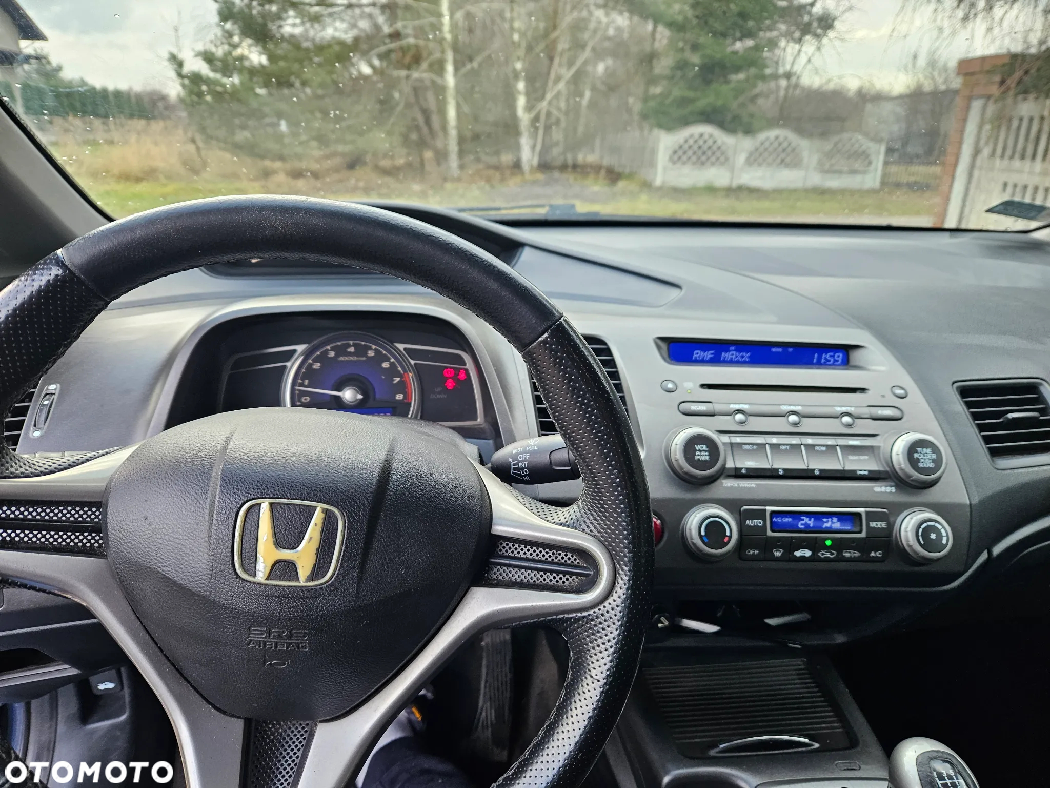 Honda Civic 1.8 Comfort - 8