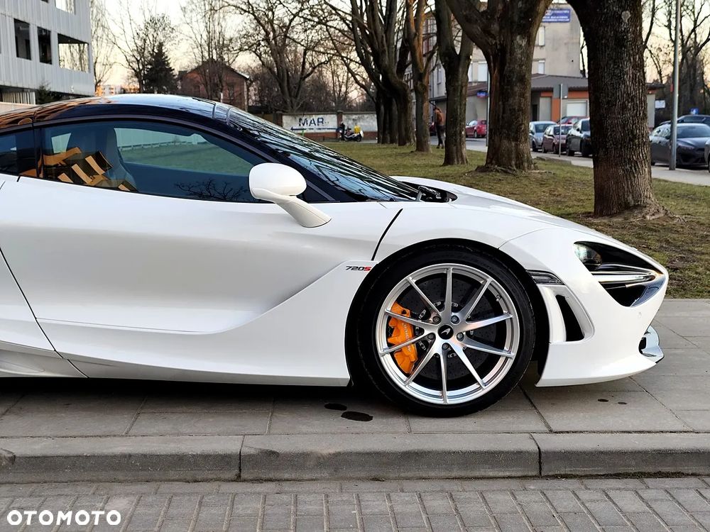 McLaren 720S Coupe Performance - 10