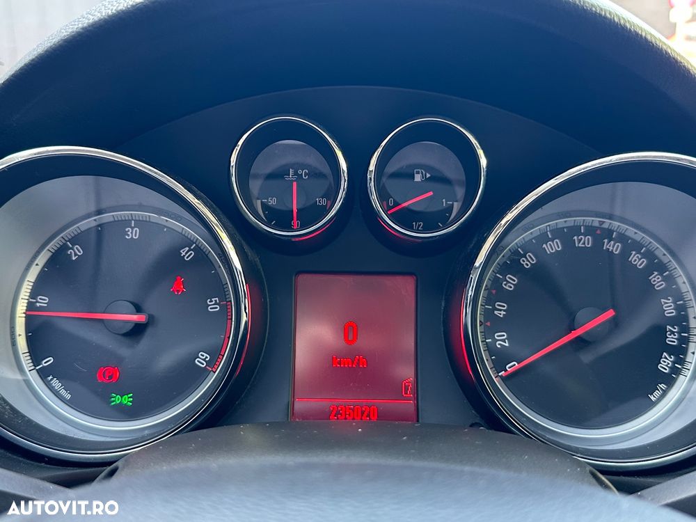 Opel Insignia 2.0 CDTi ECOFLEX Start/Stop Edition - 9