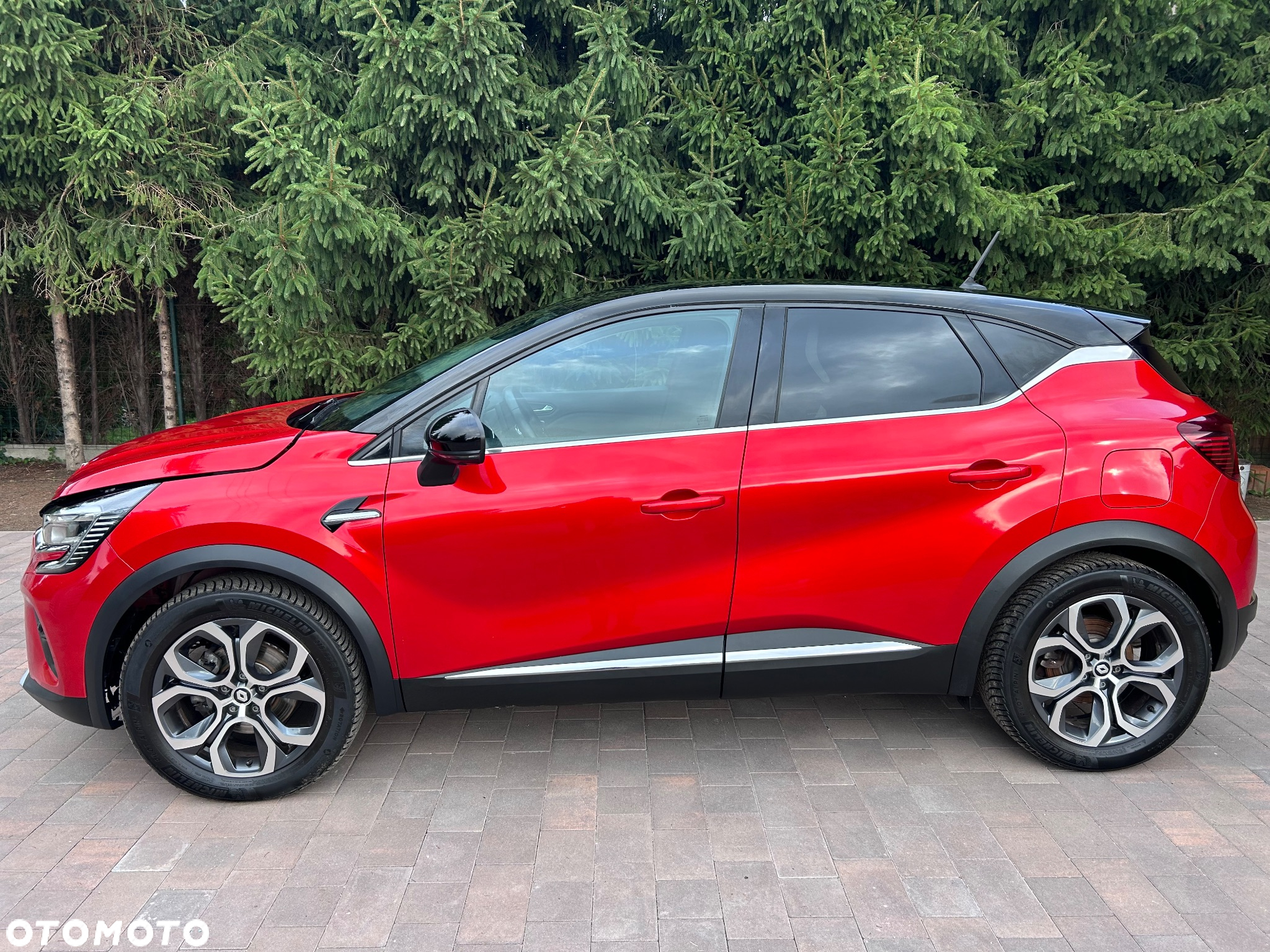 Renault Captur 1.6 E-TECH Plug-In Initiale Paris - 12