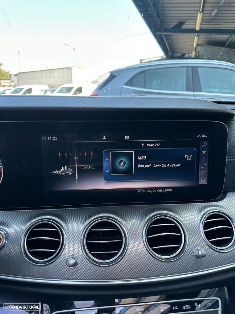 Mercedes-Benz E 220 d AMG Line - 11