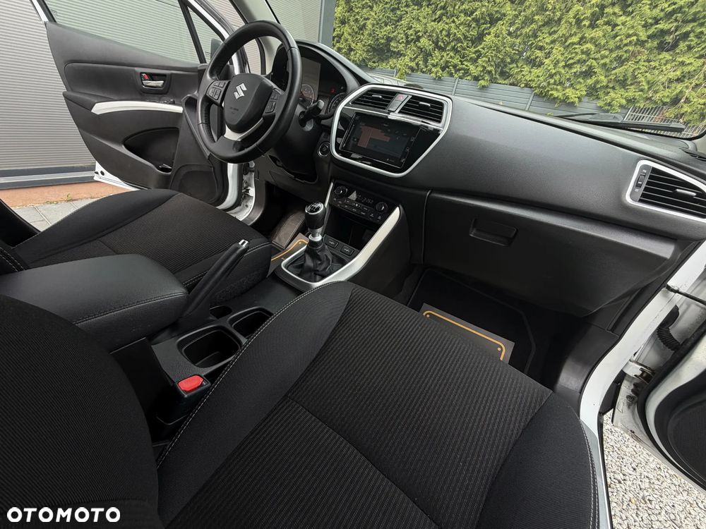 Suzuki SX4 S-Cross 1.4 Boosterjet Comfort - 16