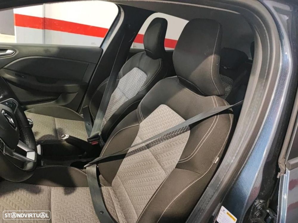 Renault Clio 1.0 TCe Limited Bi-Fuel - 3