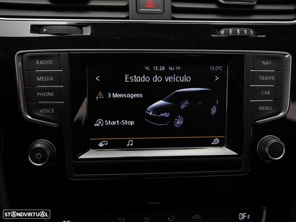 VW Golf 1.6 TDi Highline DSG - 25