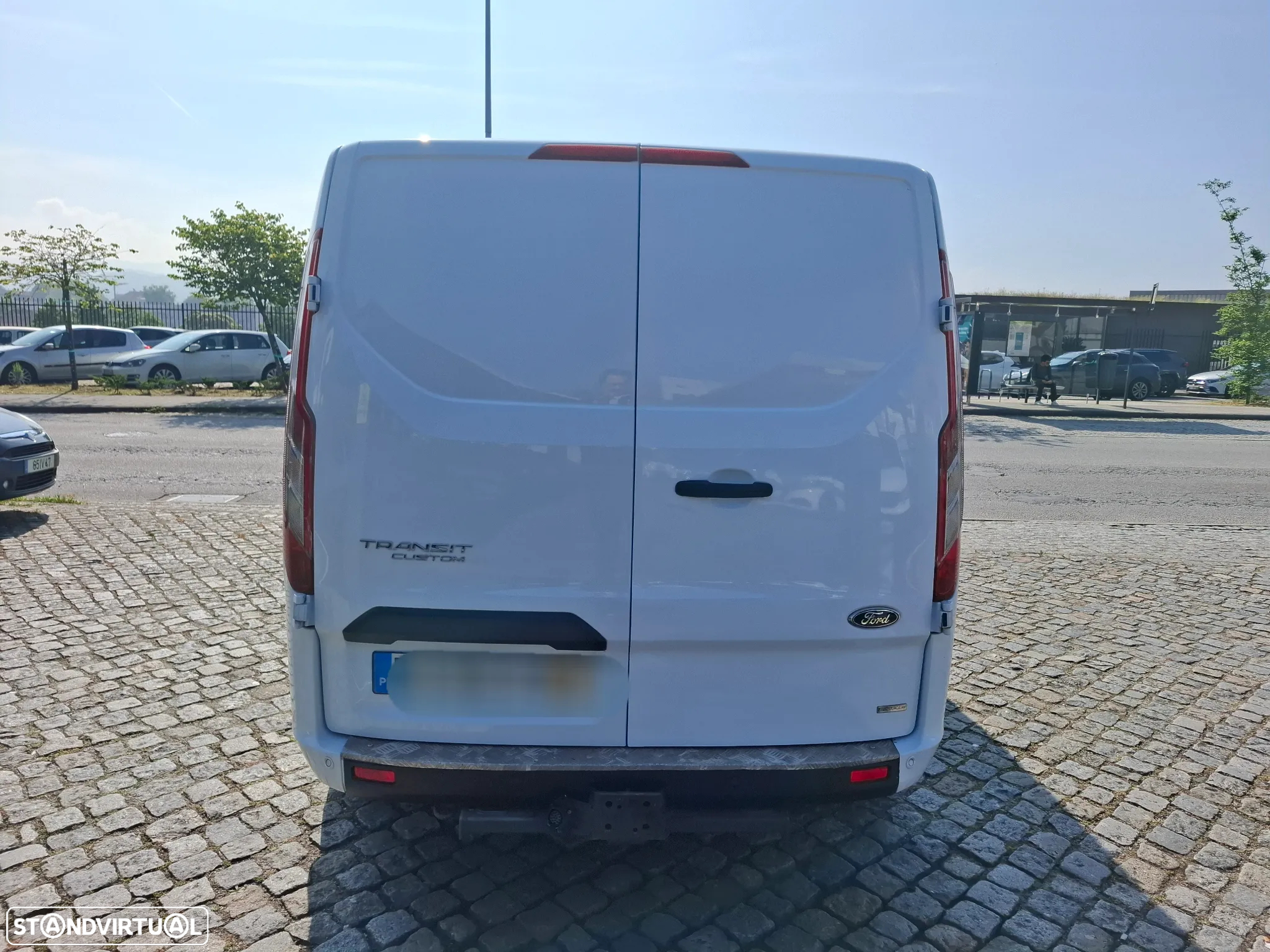 Ford TRANSIT 2.0TDCI 280LN 3LUGARES C/GANCHO REBOQUE - 18