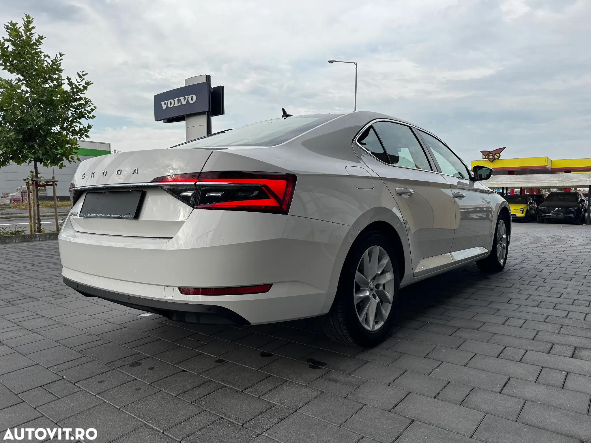 Skoda Superb 2.0 TDI Style - 7