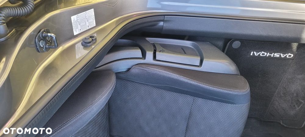 Nissan Qashqai 1.5 dCi N-Connecta EU6 - 10