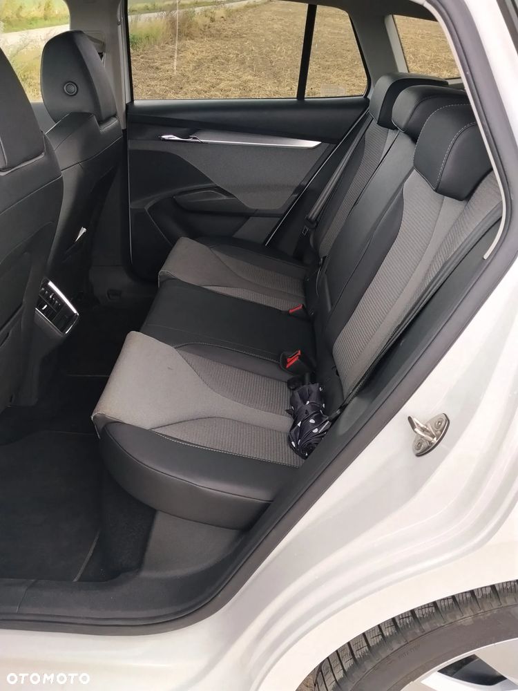 Skoda Enyaq 60 62kWh Clever - 22
