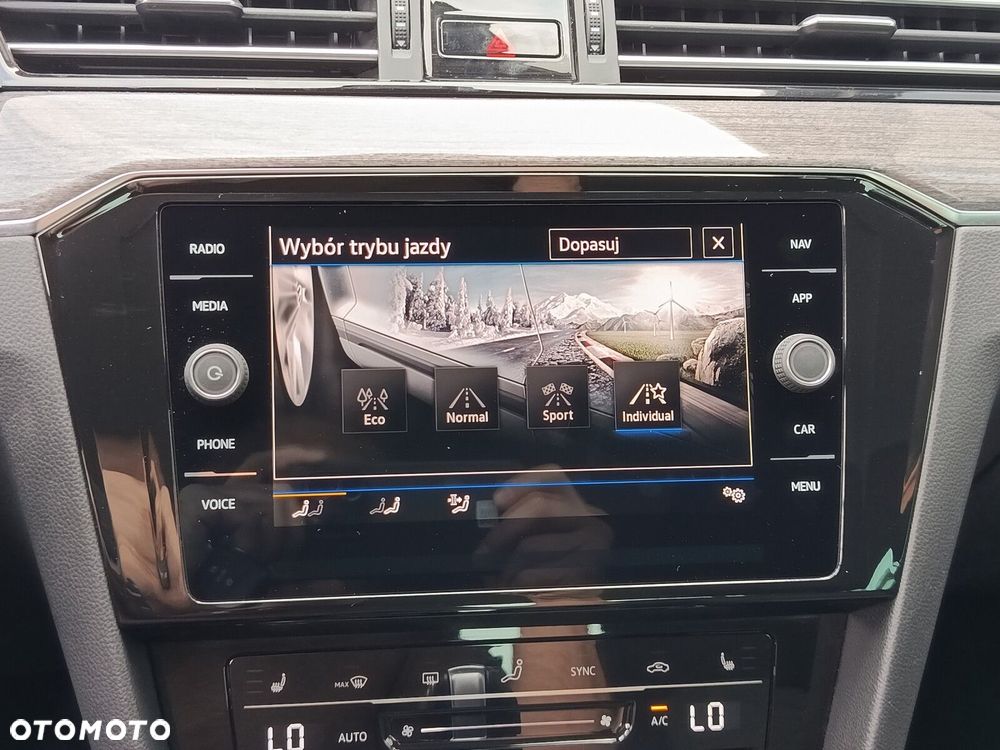 Volkswagen Passat 1.5 TSI EVO Business DSG - 26