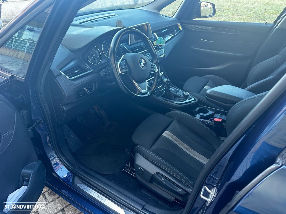 BMW 218 Active Tourer d Line Sport - 7