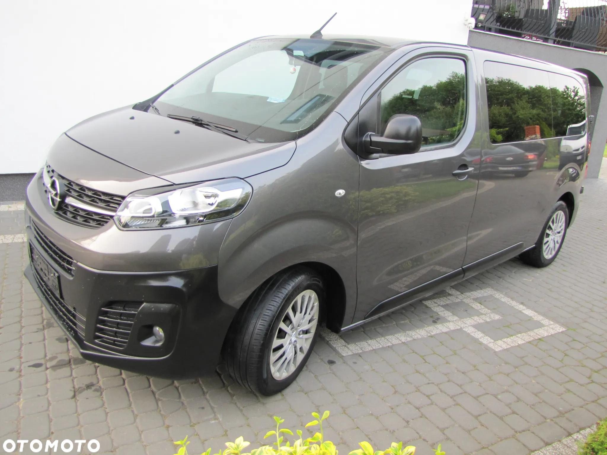 Opel Vivaro - 4