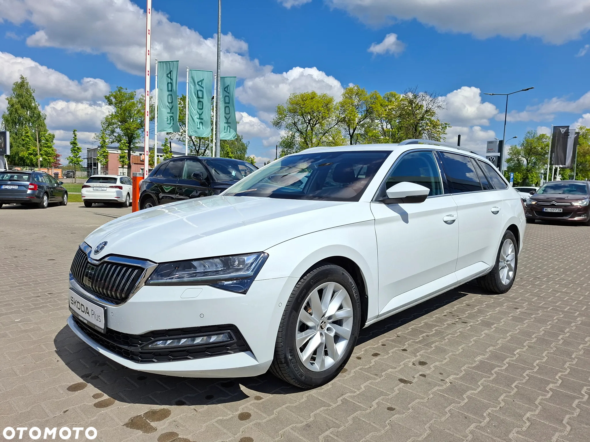 Skoda Superb 2.0 TDI SCR Ambition DSG - 2