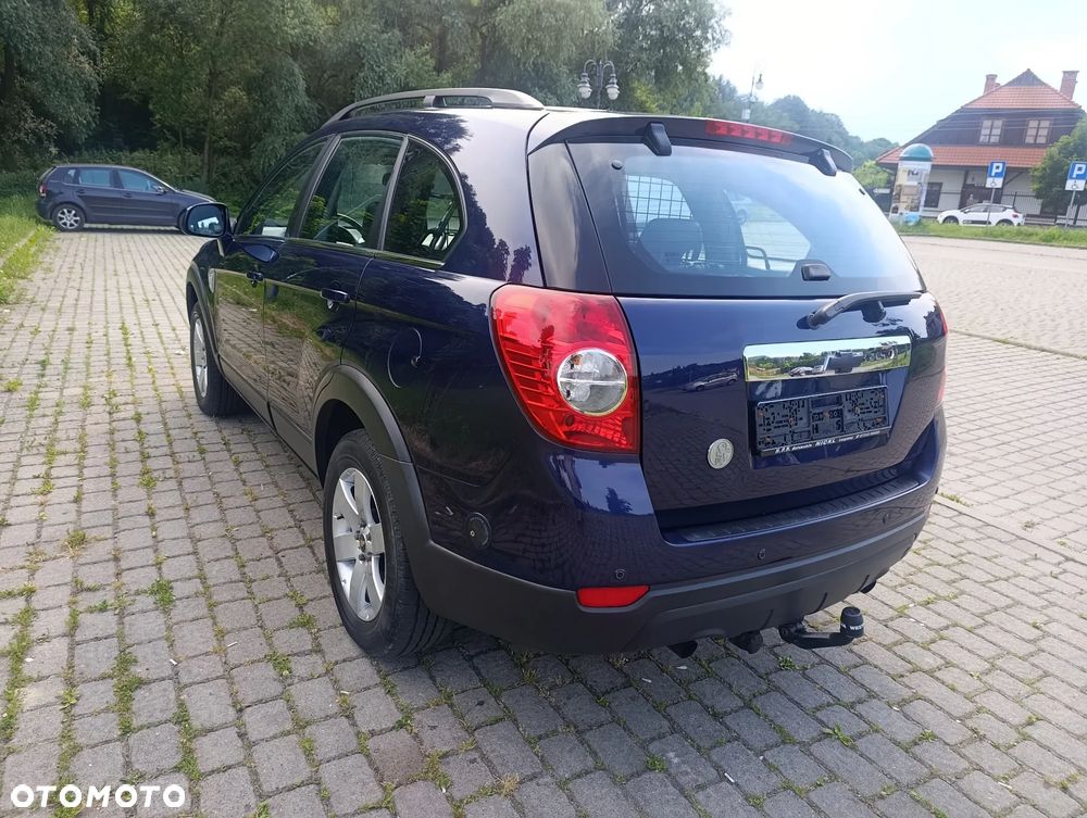 Chevrolet Captiva - 10