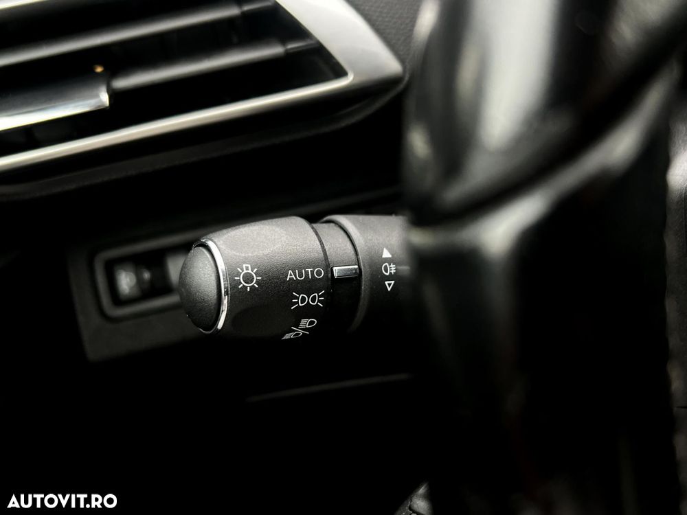 Peugeot 3008 - 25