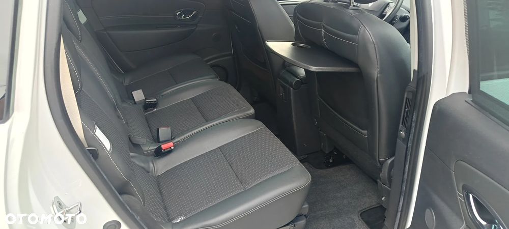 Renault Grand Scenic Energy dCi 130 Euro 6 S&S Bose Edition - 12