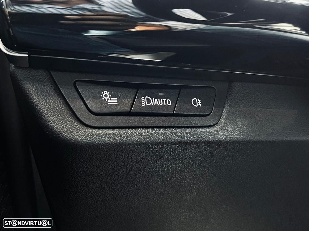 BMW iX1 xDrive30 - 35