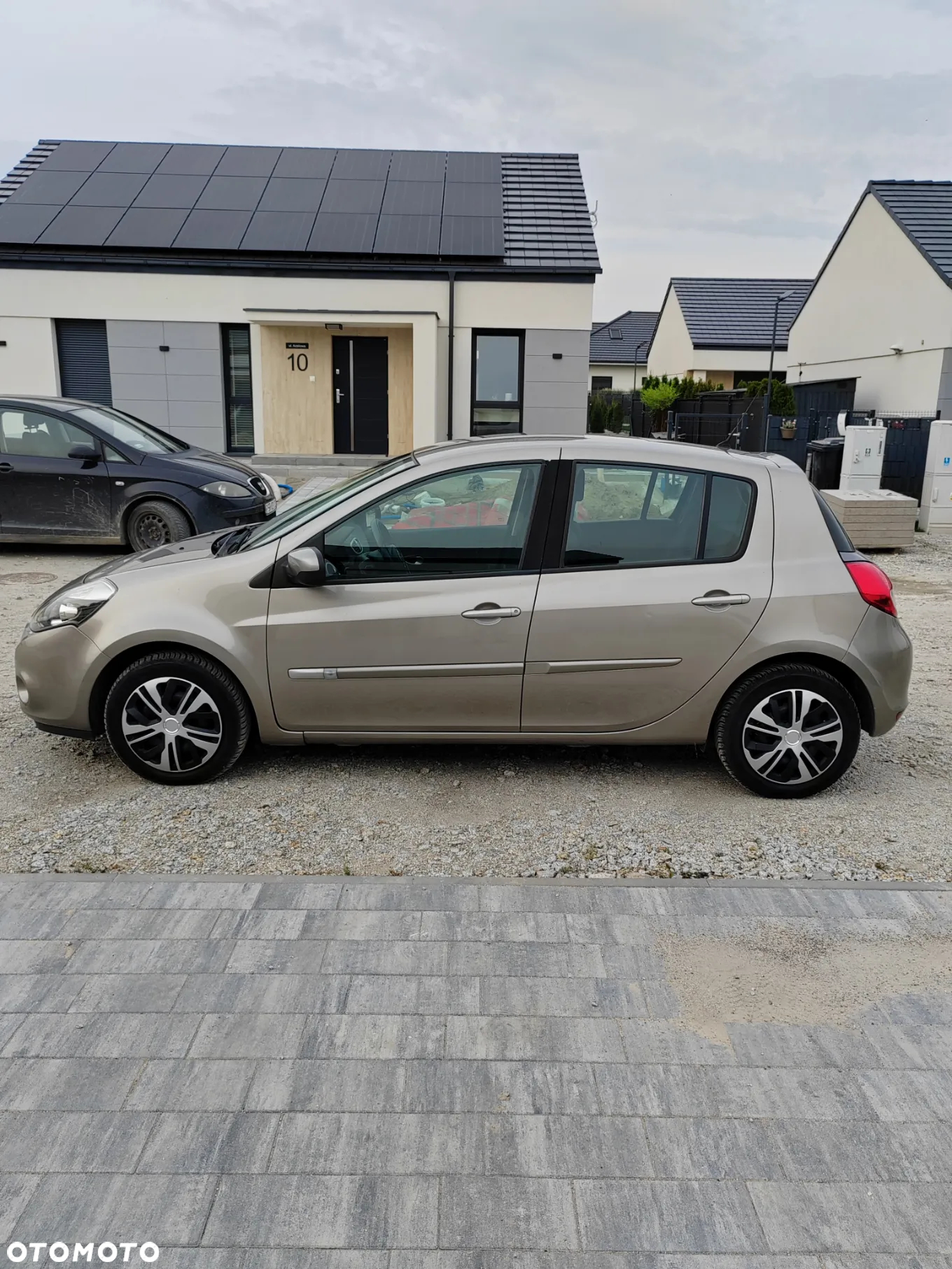 Renault Clio 1.2 16V 75 Expression - 8